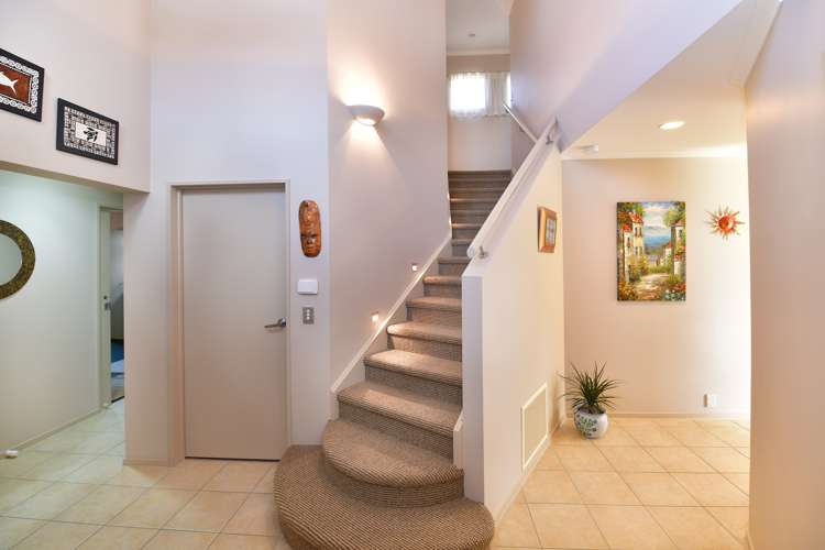 8/126 Whangaparaoa Road Red Beach_12