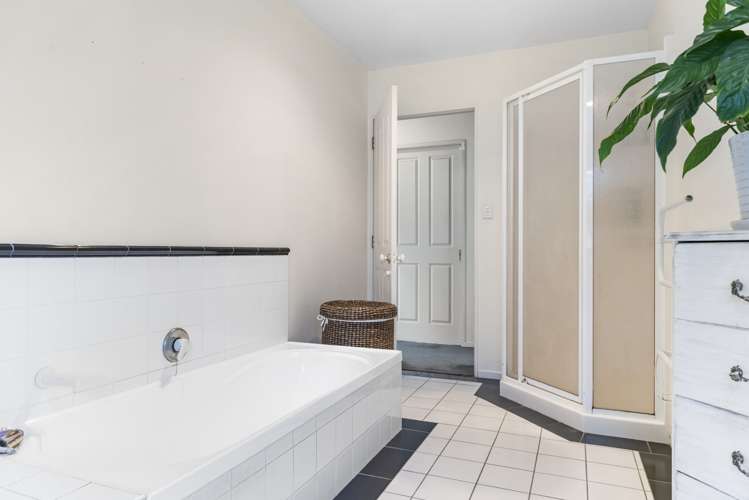 36 Lloyd Street Parkvale_14