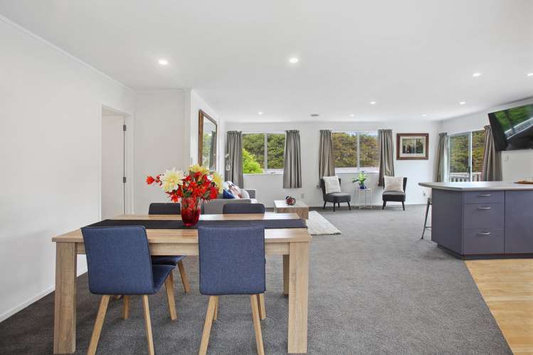 7 Napuka Road Henderson Valley_13