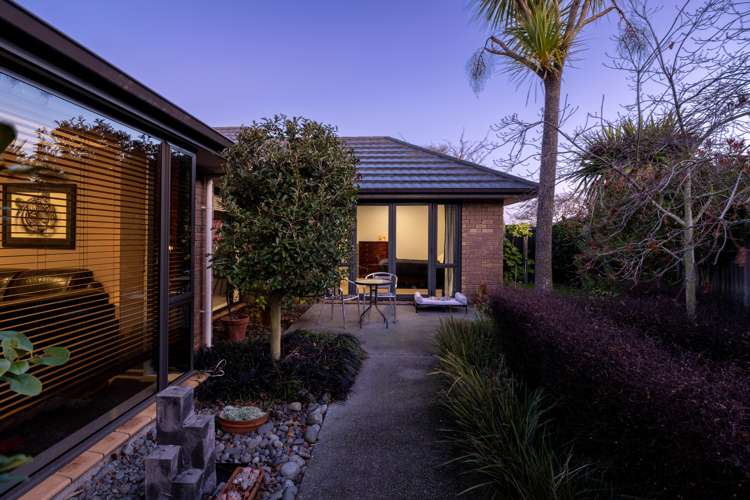 17 Evergreen Place Parklands_26