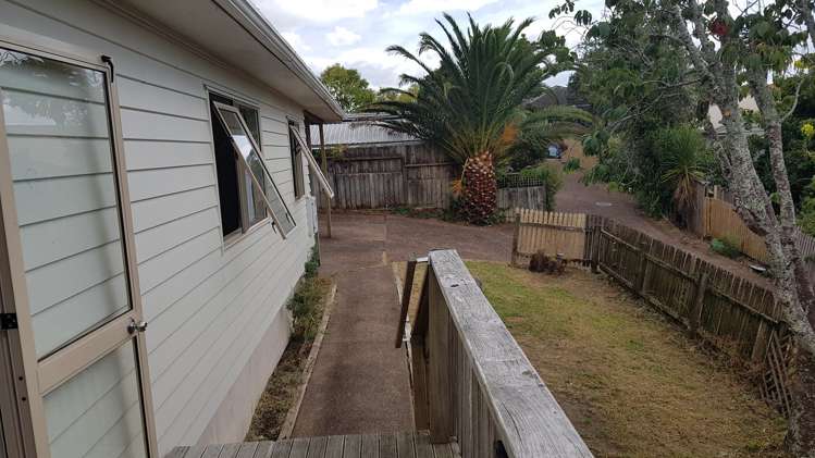 66e Woodglen Road Glen Eden_2