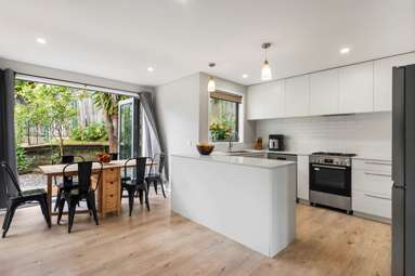 5/70A Sackville Street_3