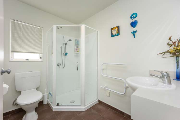 24 Carento Way Stanmore Bay_15