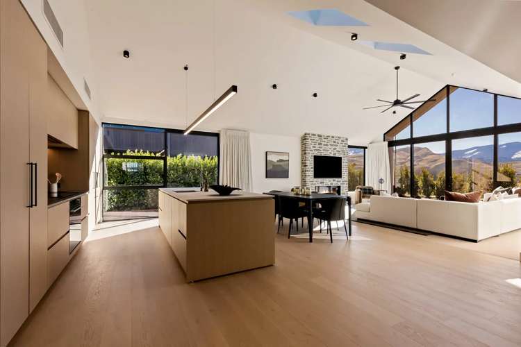 77 Kawarau Heights Boulevard_3