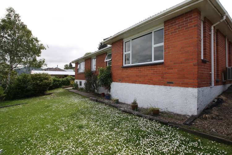 27 Waldron Crescent Green Island_2