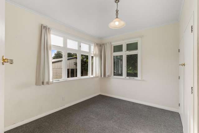 76 Parker Avenue Levin_4