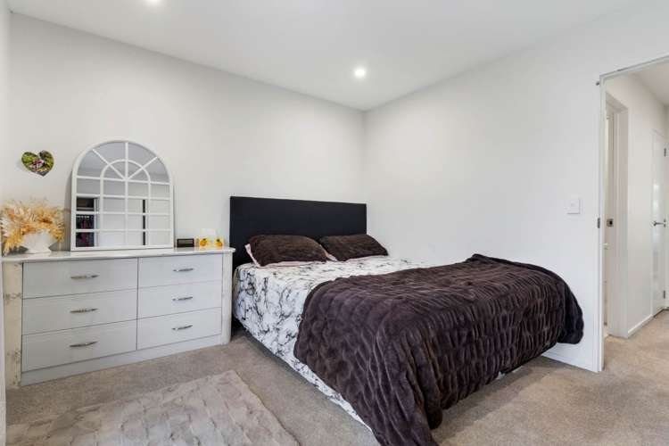 16 Rorida Lane Flat Bush_6