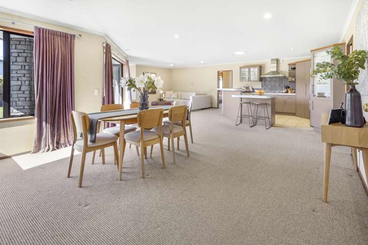 85 Huntington Drive Huntington_6