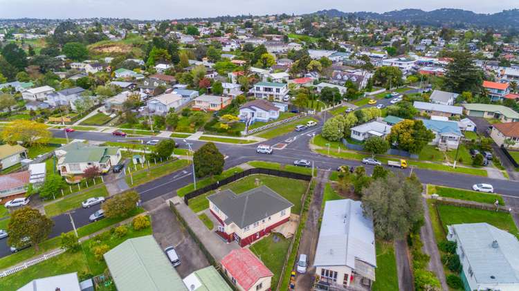 6 Brandon Road Glen Eden_19