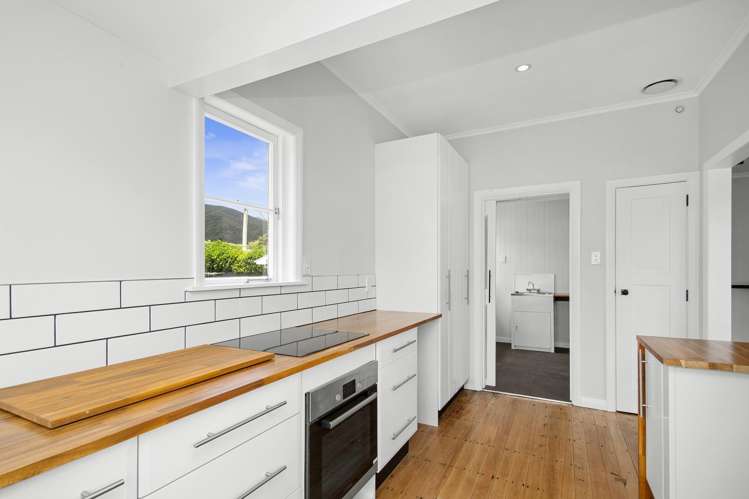 256 Waiwhetu Road Waterloo_9