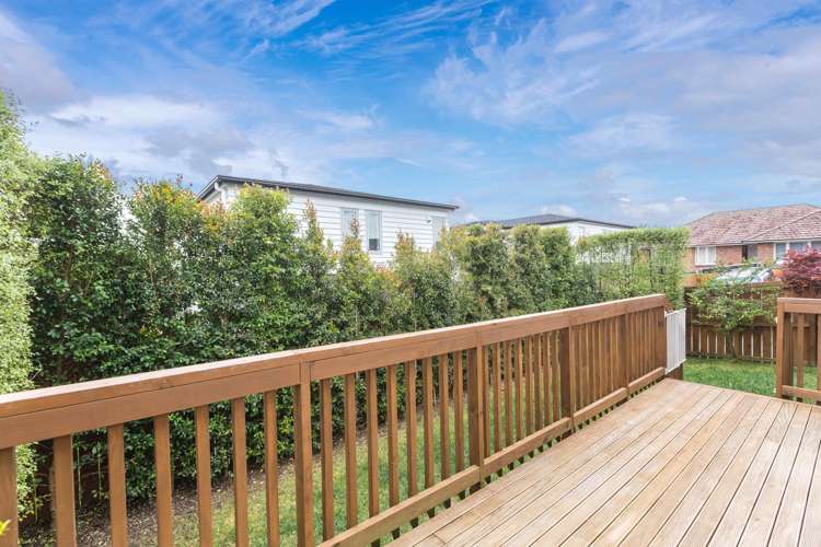 3207 Great North Road New Lynn_11