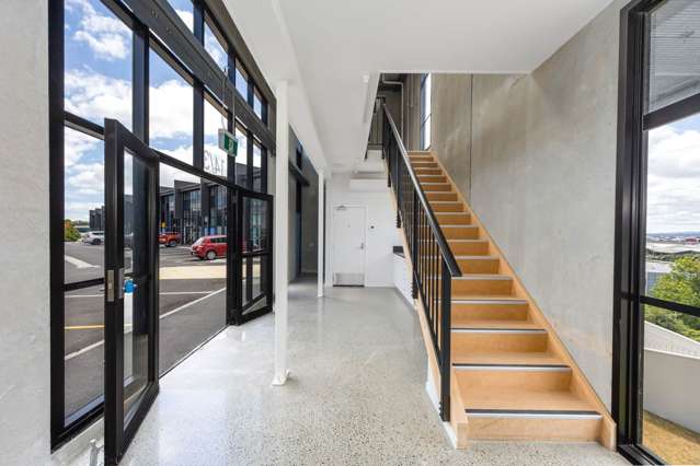 Unit 14/3 Pacific Rise Mt Wellington_4