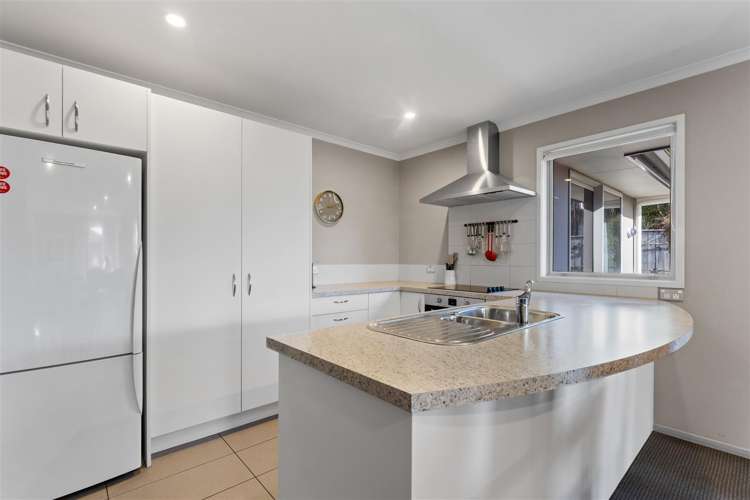 6 Harriet Court Richmond_11