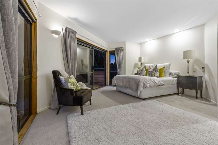 9 The Knoll Greenhithe_16