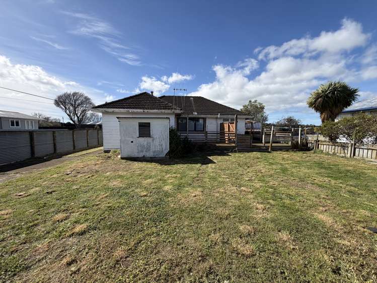 16 Robertshawe Crescent Dannevirke_22