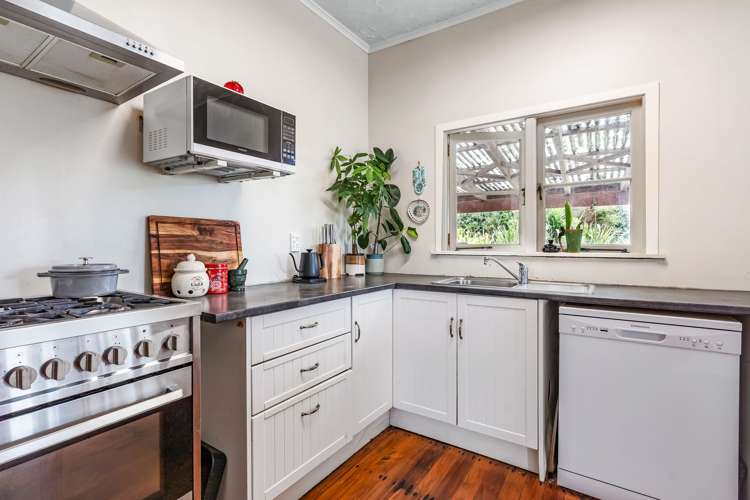 126 Fordyce Road Parakai_15