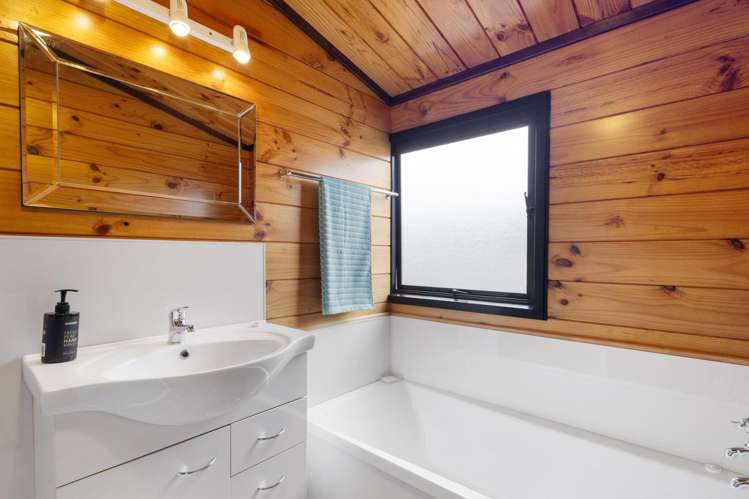 3 Montgomery Crescent Putaruru_18