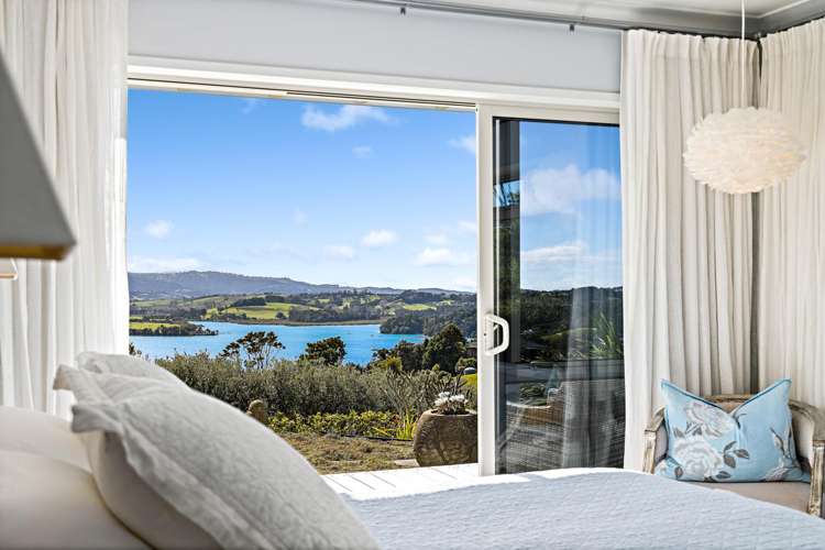 37 Brick Bay Drive Sandspit_16