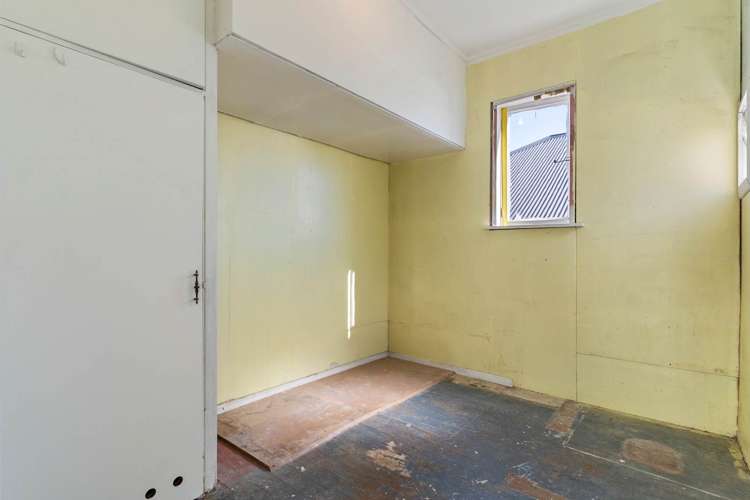 57 Smale Street Point Chevalier_14