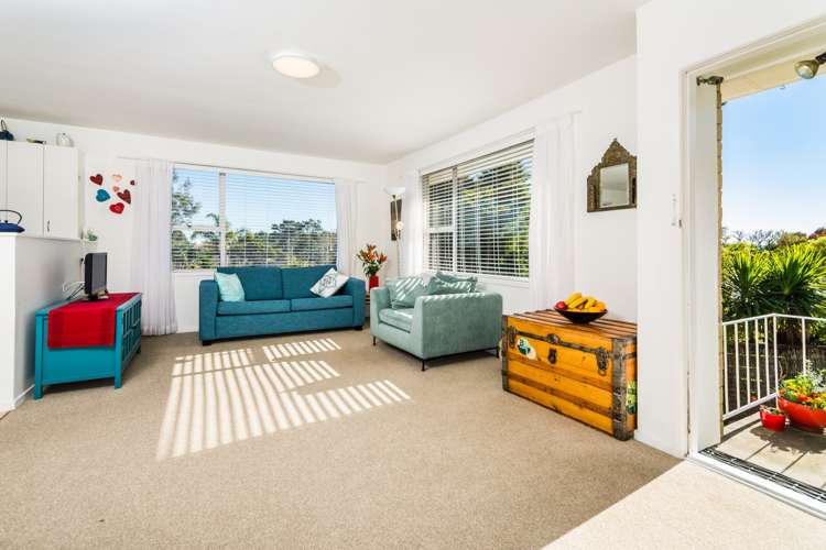 1/18 Tamahere Drive Glenfield_5