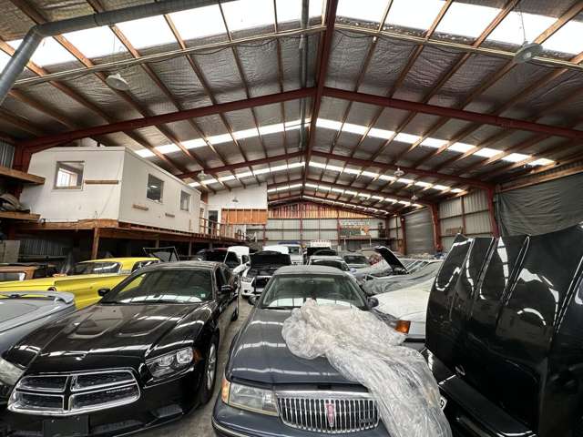 186 McLeod Road Te Atatu South_4