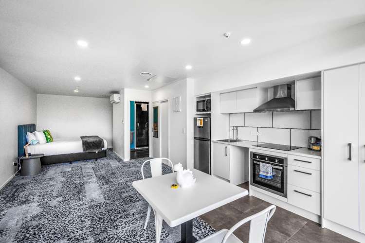 302/1 Layard Street 10016_7