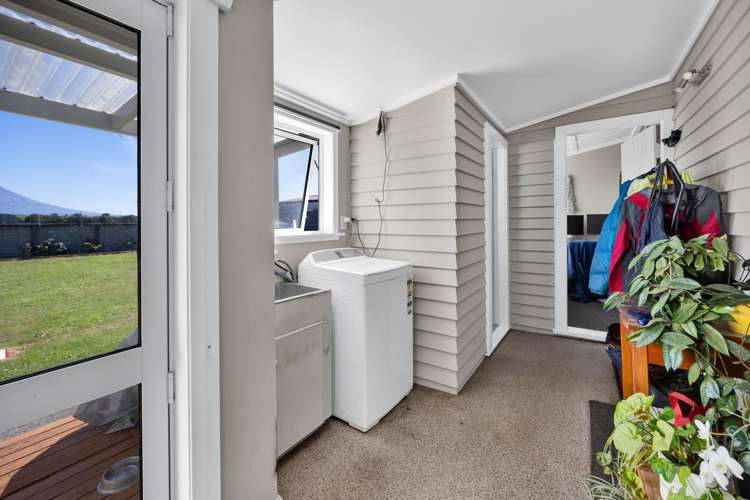 15 High Street Eltham_16