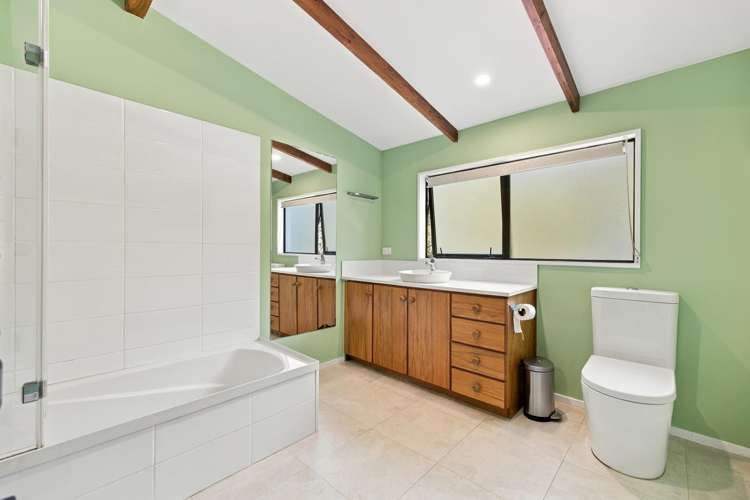 137 Sumnervale Drive Sumner_11