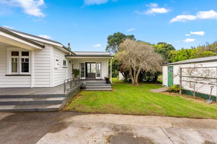 264 Glenbrook Beach Road Glenbrook_38