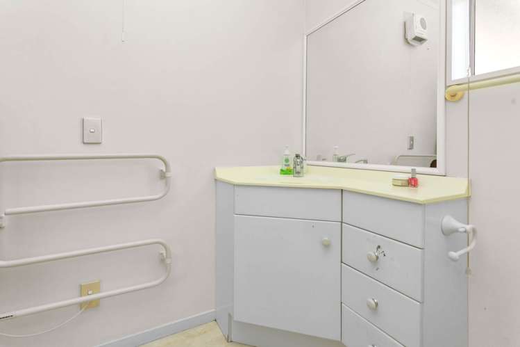 145 Hutchinson Avenue New Lynn_6