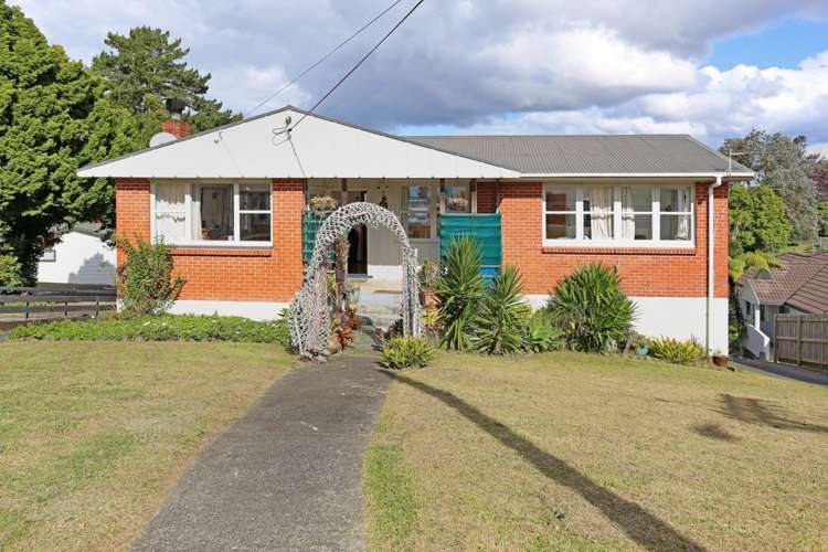 25 Castaing Crescent Te Atatu South_15