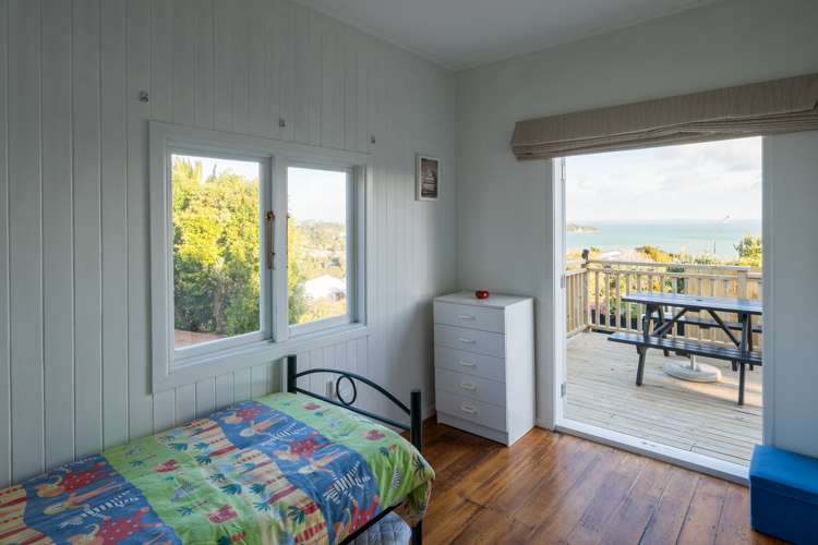 10 Park Road Surfdale_23