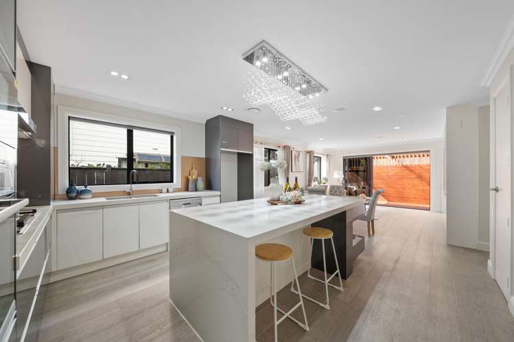 12 Drover Close Flat Bush_13