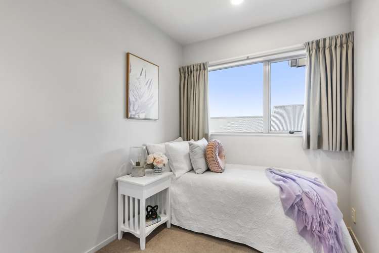 8 Gibbia Way Beachlands_16