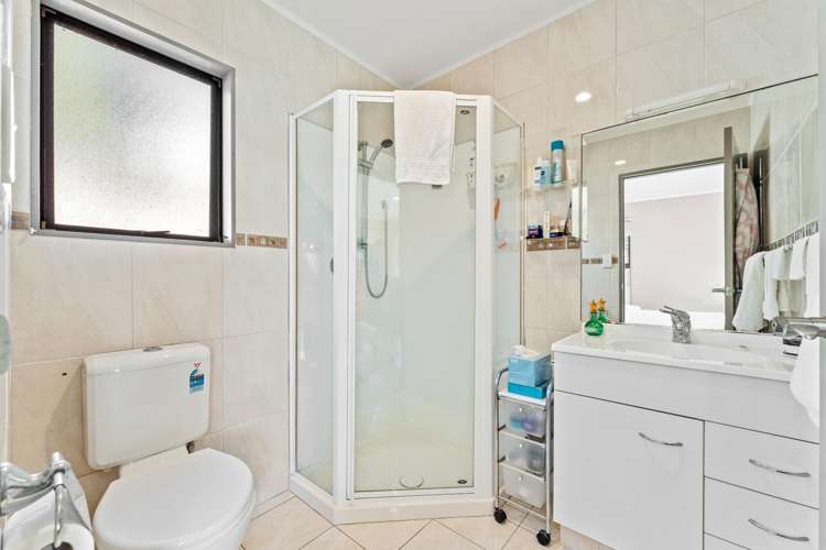 22 Coralsea Way Arkles Bay_14