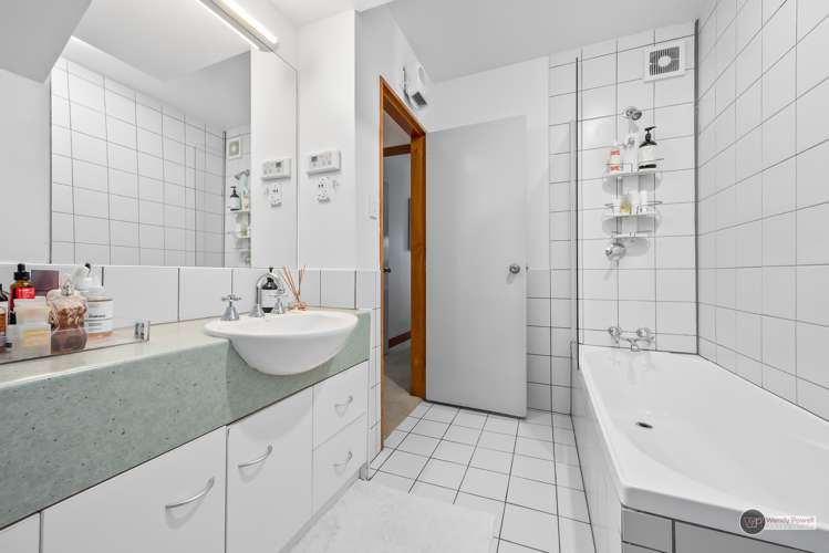 30a Connaught Terrace Brooklyn_18