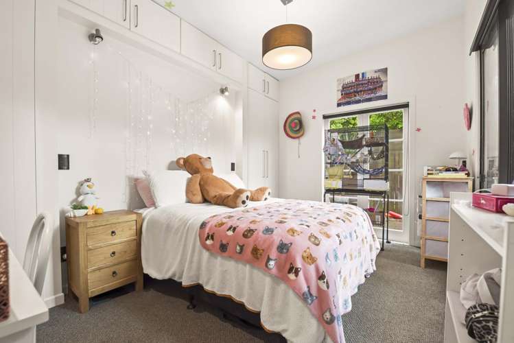 139 Vipond Road Stanmore Bay_18