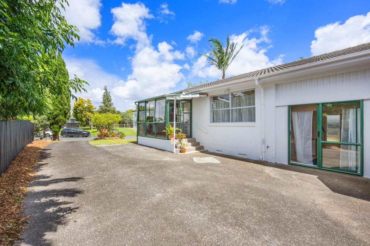 1/10 Frank Evans Place_4