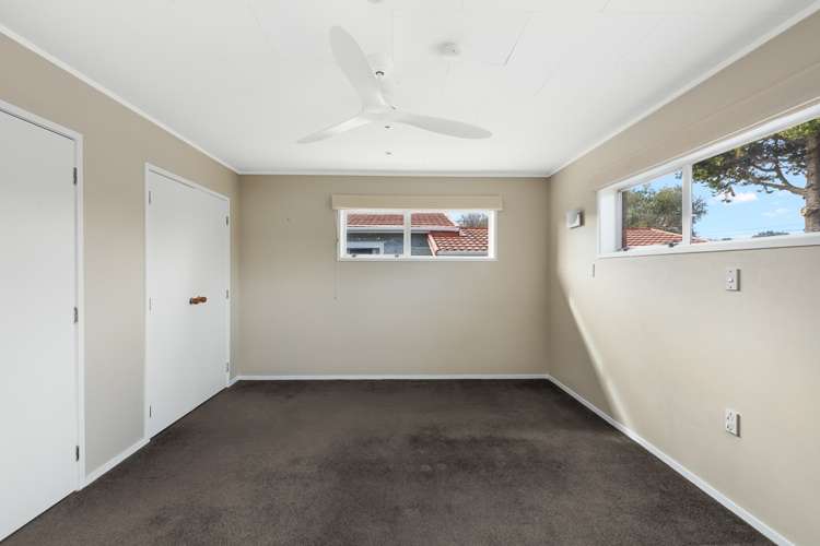 15 Taikata Road Te Atatu Peninsula_12