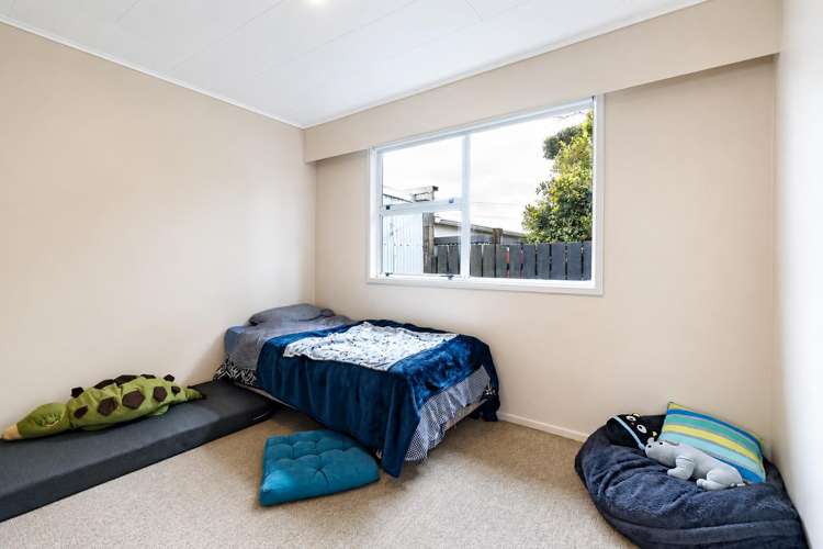 2/137A Ngamotu Road Spotswood_9