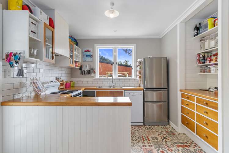 1 Russell Avenue Te Aroha_12