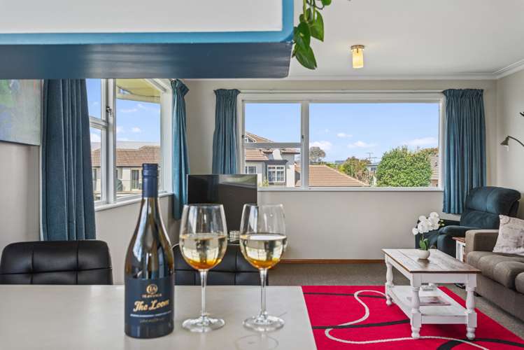 2/27 Clyde Street Mount Maunganui_16