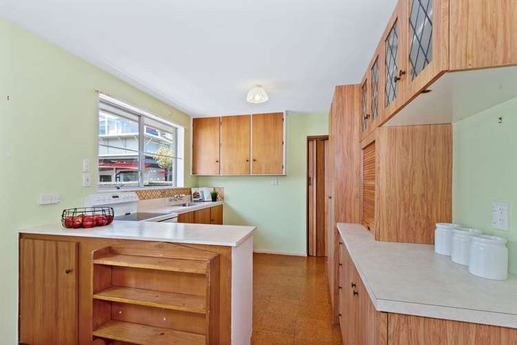 2/91a Rocking Horse Road Southshore_17