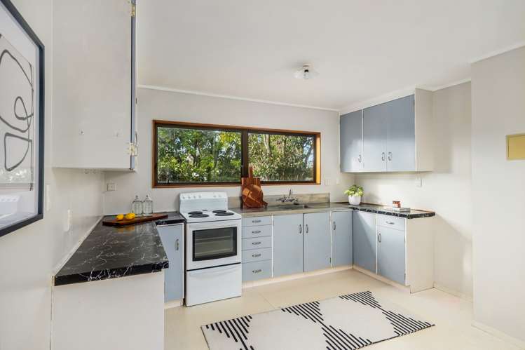 5/25a Beach Road Te Atatu Peninsula_13