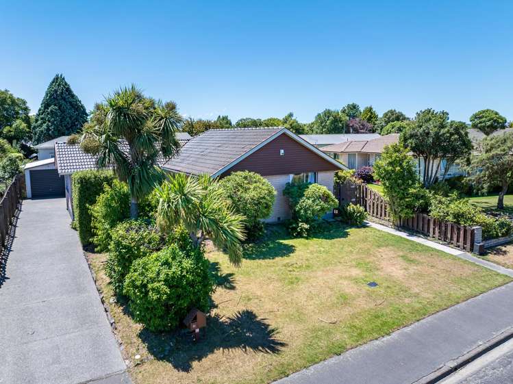 11 Gibson Drive Hornby_22