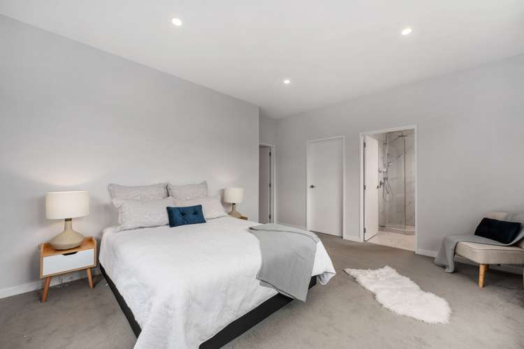 3 Tararua Street Massey_21