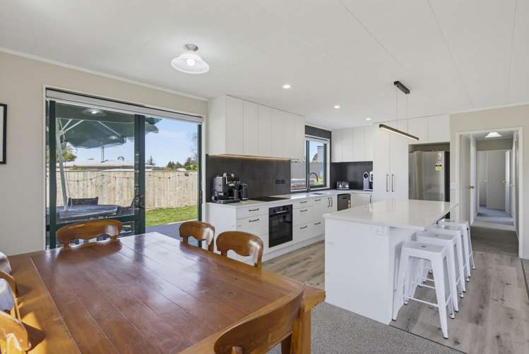 16B Karaka Street Otaki Beach_9