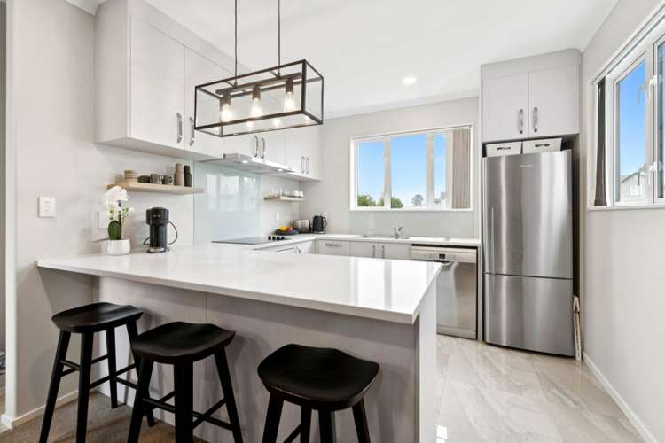 17 Stitchbird Crescent Papakura_3