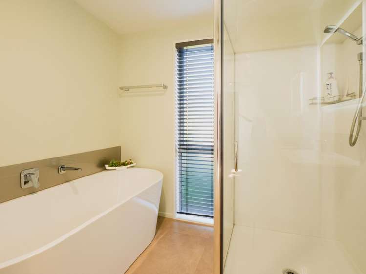 3 Ngaio Grove Robinsons Bay_19