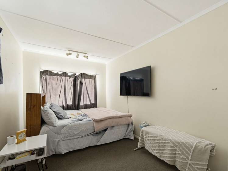 411 Hastings St South Akina_11